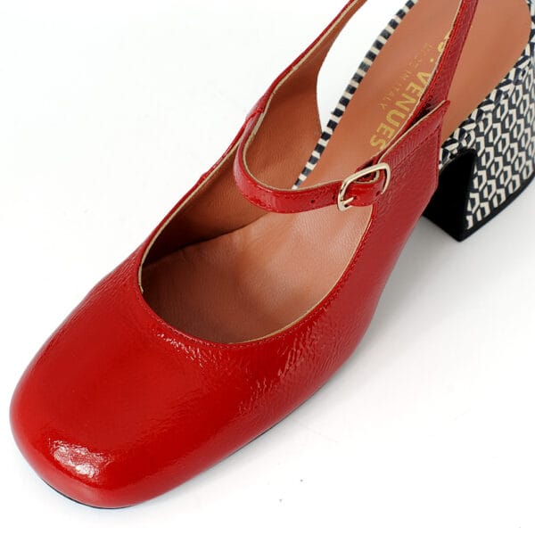 SLINGBACK - LES VENUES