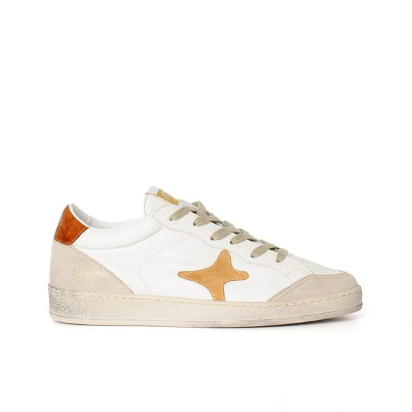 SNEAKERS - AMA BRAND