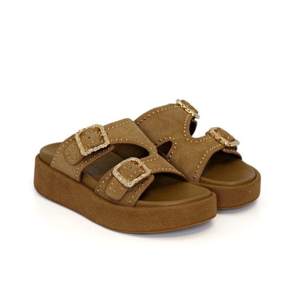 SCALZATO - EMANUELLE VEE