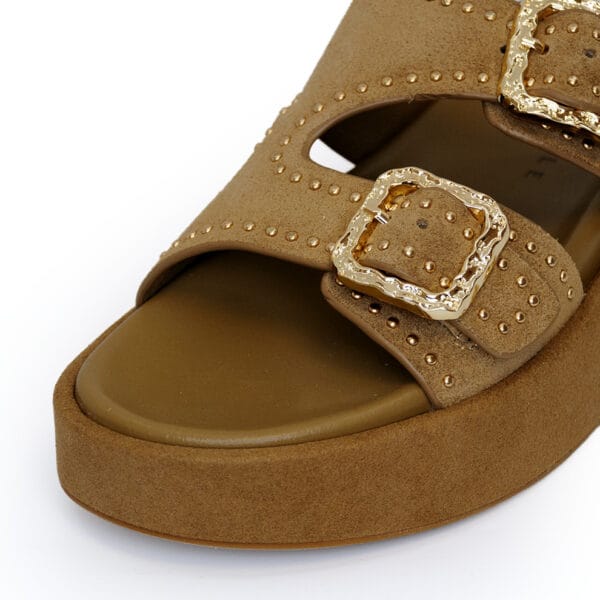 SCALZATO - EMANUELLE VEE