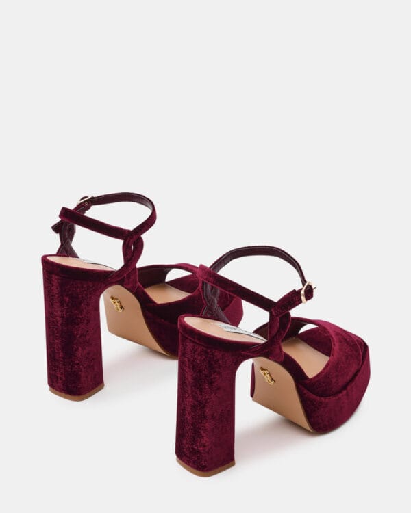 SANDALO - STEVE MADDEN