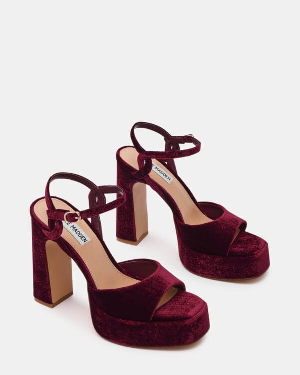 SANDALO - STEVE MADDEN