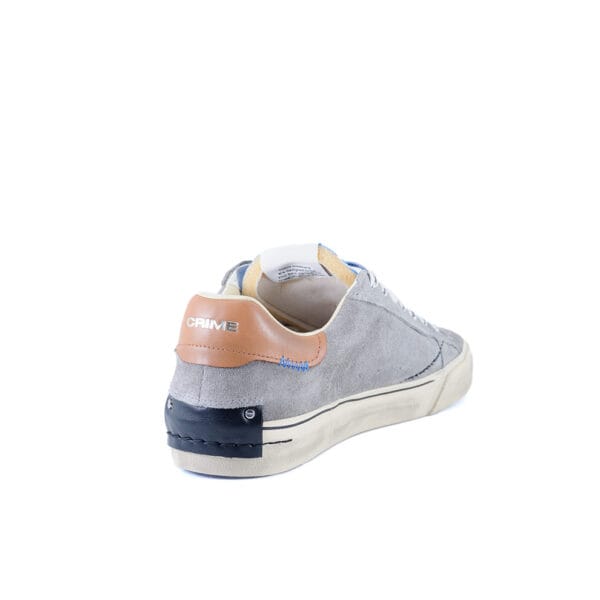 SNEAKERS - CRIME