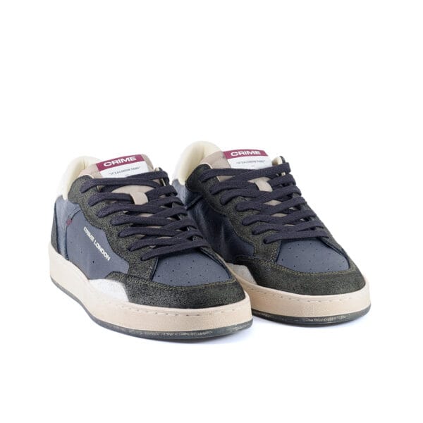 SNEAKERS - CRIME