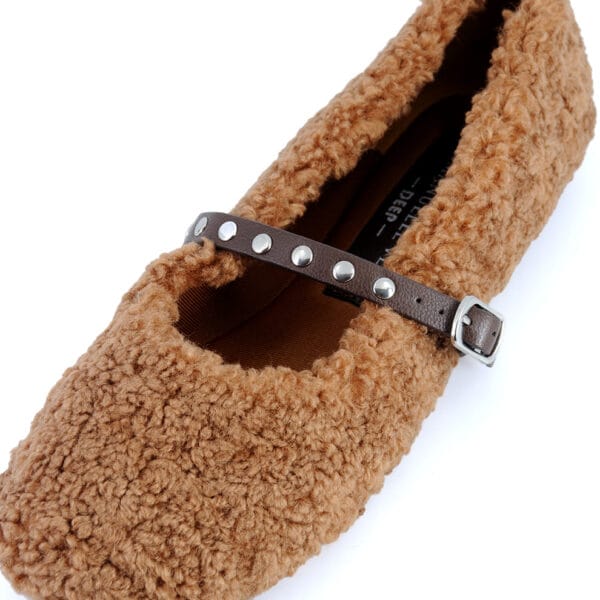 MARY JANE - EMANUELLE VEE