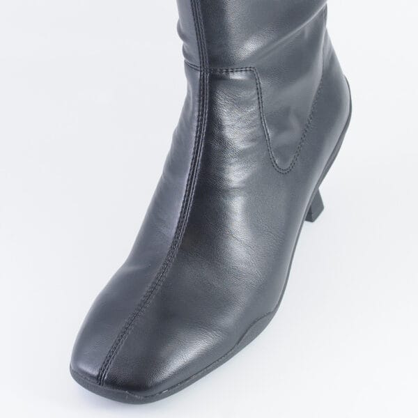 STIVALE - EMANUELLE VEE