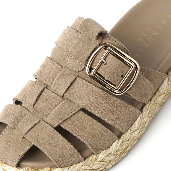 SCALZATO - EMANUELLE VEE