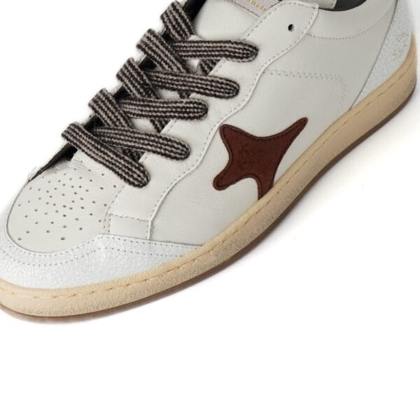 SNEAKERS - AMA BRAND