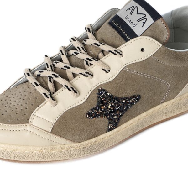 SNEAKERS - AMA BRAND